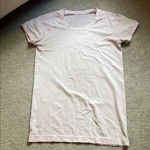 Lululemon Athletica Pink Fitted Short Sleeve Tee